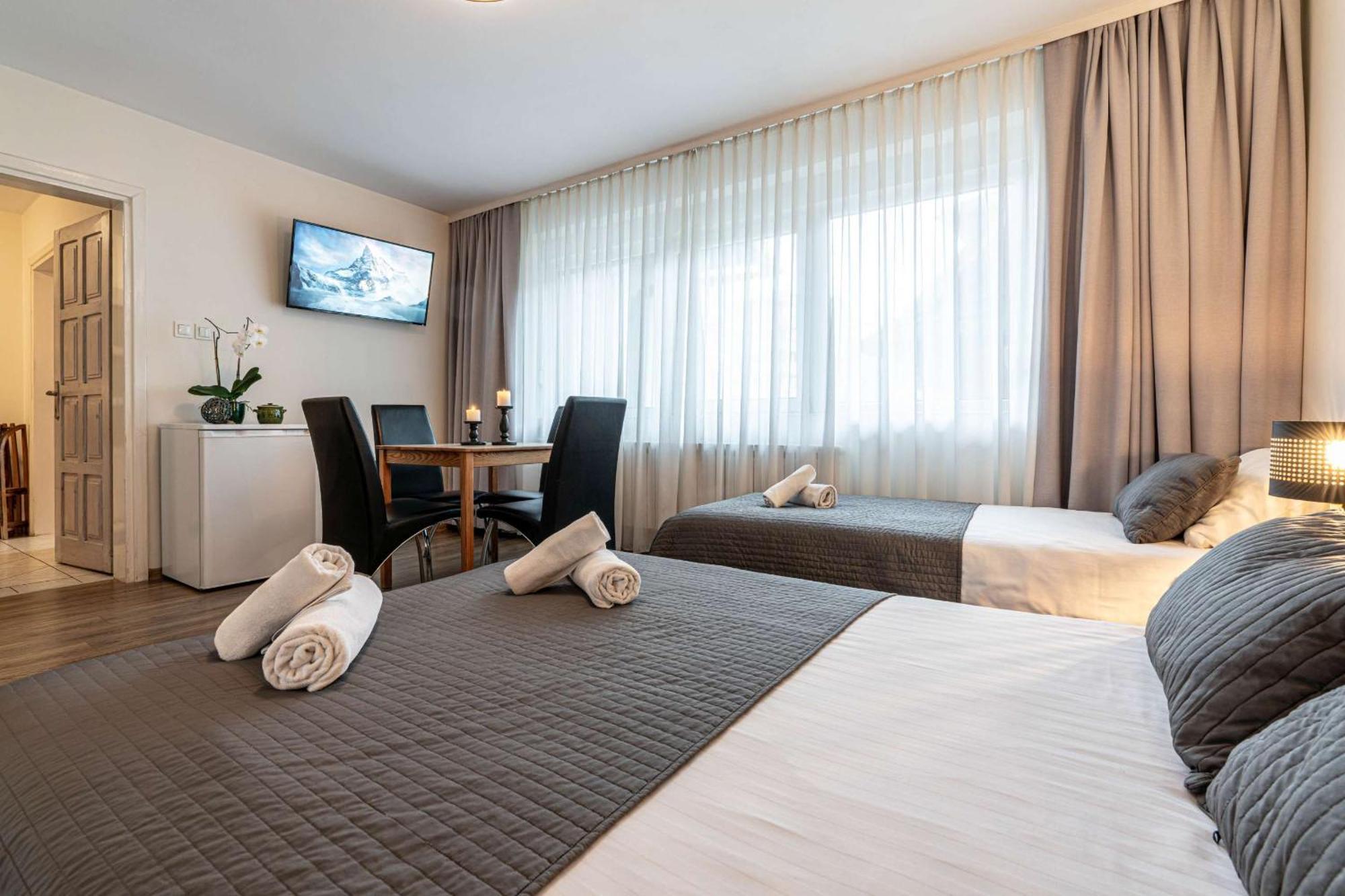 Liberta Inn - Pokoje Goscinne Zakopane Oda fotoğraf
